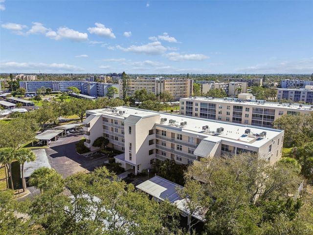 3950 IRONWOOD CIRCLE 103, Bradenton, FL 34209