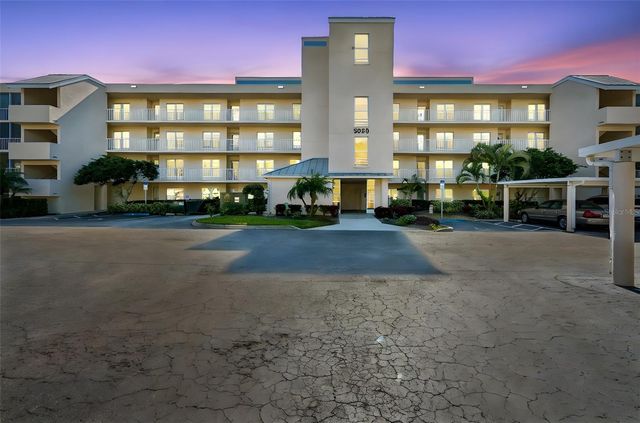 3950 IRONWOOD CIRCLE 103, Bradenton, FL 34209