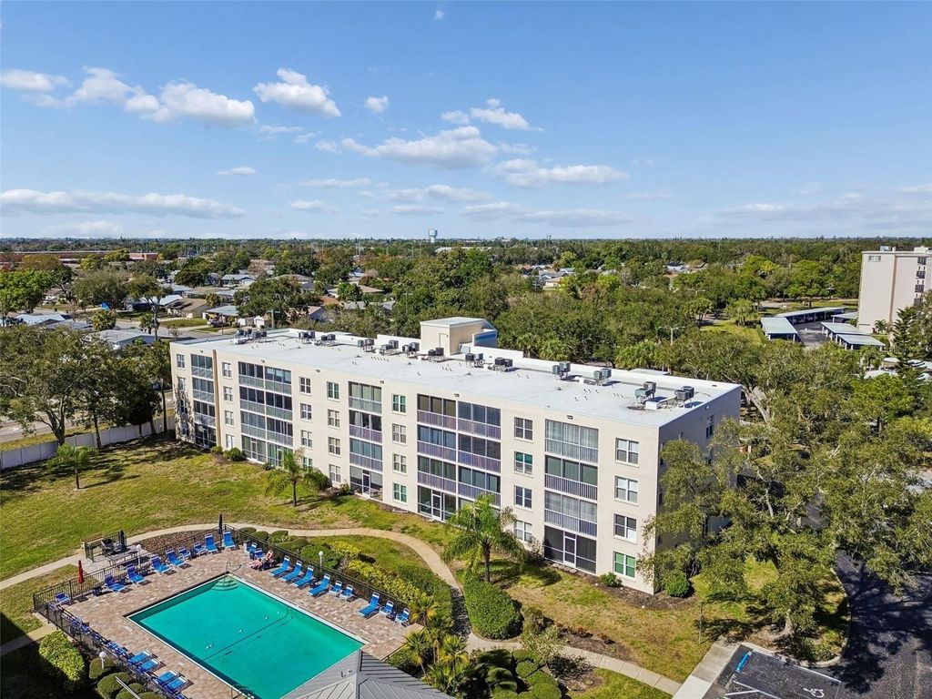 Image 56 of property listing at 3950 IRONWOOD CIRCLE 103, Bradenton, FL 34209