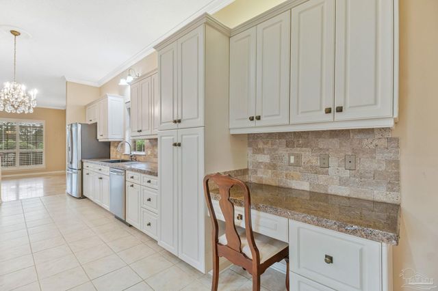 4115 Oak Pointe Dr, Gulf Breeze, FL 32563