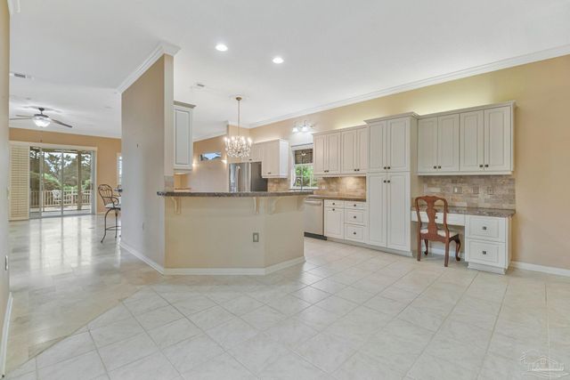 4115 Oak Pointe Dr, Gulf Breeze, FL 32563