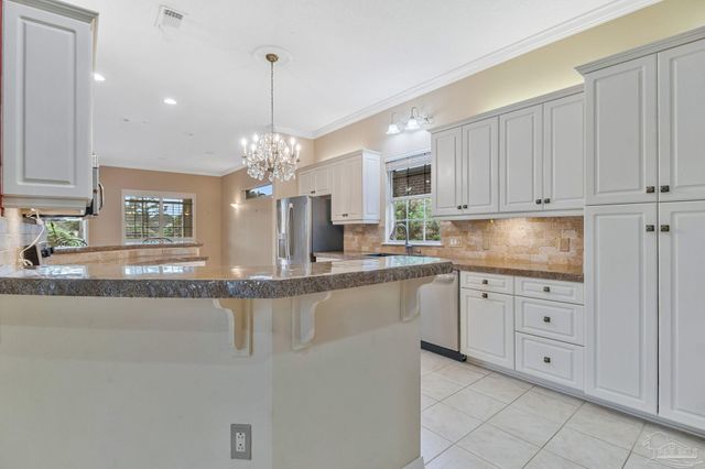 4115 Oak Pointe Dr, Gulf Breeze, FL 32563