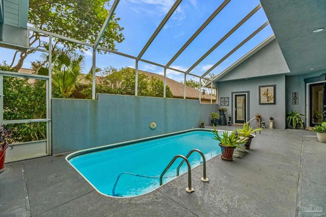 4115 Oak Pointe Dr, Gulf Breeze, FL 32563
