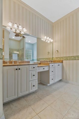 4115 Oak Pointe Dr, Gulf Breeze, FL 32563