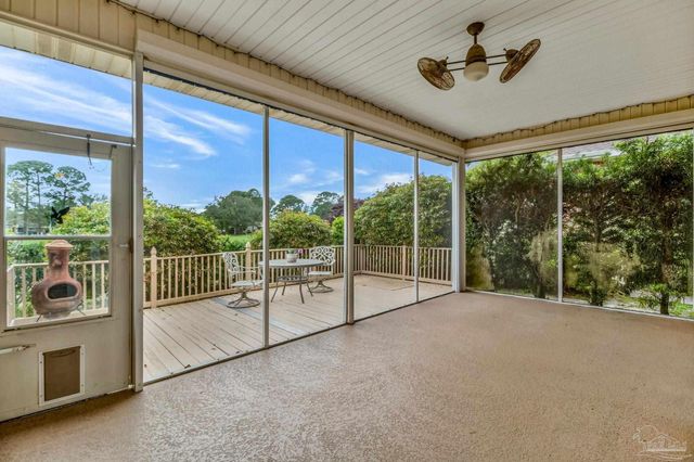 4115 Oak Pointe Dr, Gulf Breeze, FL 32563