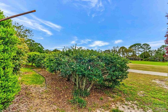 4115 Oak Pointe Dr, Gulf Breeze, FL 32563