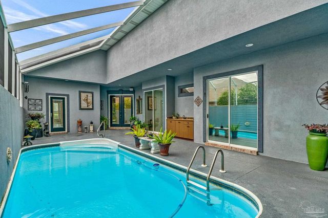 4115 Oak Pointe Dr, Gulf Breeze, FL 32563