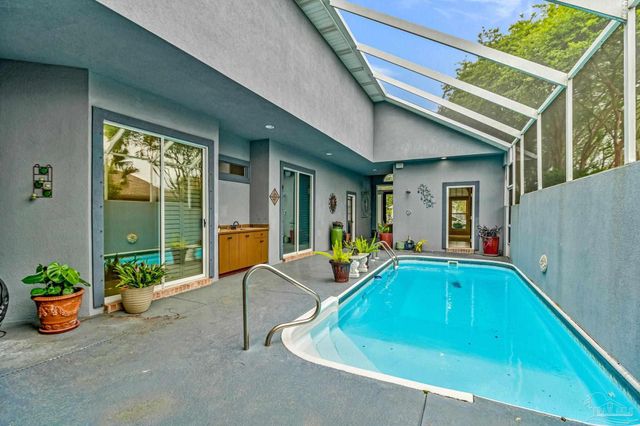 4115 Oak Pointe Dr, Gulf Breeze, FL 32563