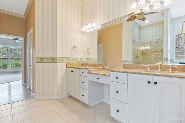 4115 Oak Pointe Dr, Gulf Breeze, FL 32563