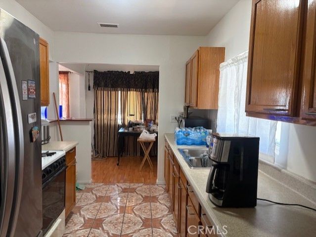 3661 Seabright, Long Beach, CA 90810