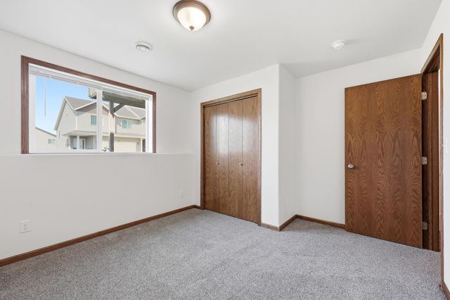 1224 S Beach Way, West Fargo, ND 58078