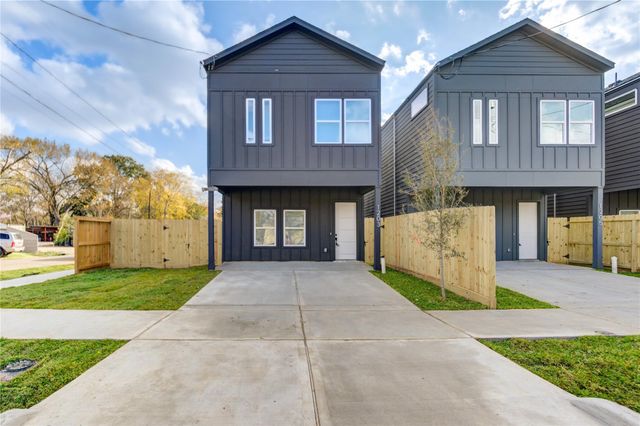 1203 Dewalt Street, Houston, TX 77088