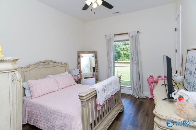 1649 Scott Road, Hazel Green, AL 35750