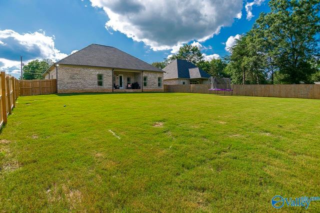 1649 Scott Road, Hazel Green, AL 35750