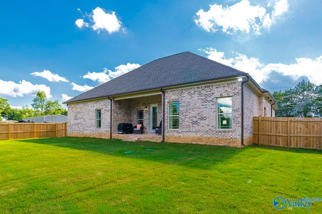 1649 Scott Road, Hazel Green, AL 35750