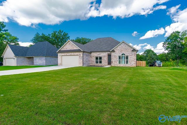 1649 Scott Road, Hazel Green, AL 35750