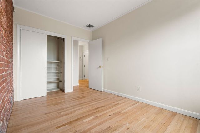 35 High St 3, Boston, MA 02129