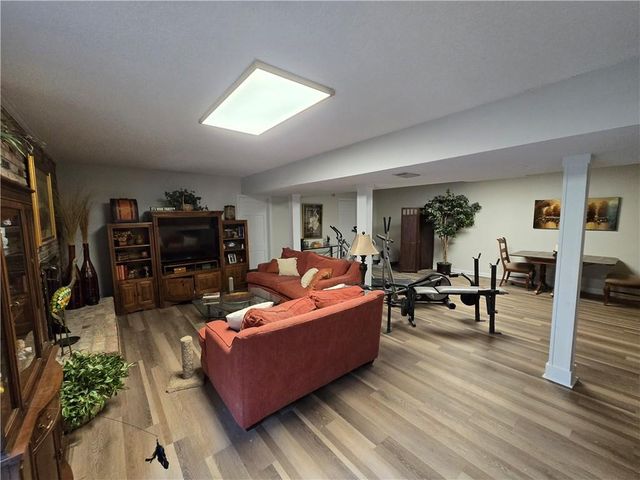 2637 Sunny Lane SE, Marietta, GA 30067