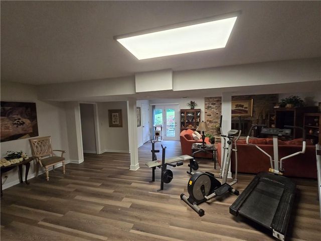 2637 Sunny Lane SE, Marietta, GA 30067
