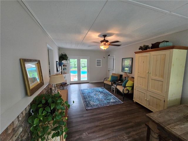 2637 Sunny Lane SE, Marietta, GA 30067