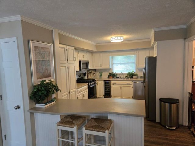 2637 Sunny Lane SE, Marietta, GA 30067