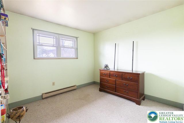 4286 Adams Avenue, Lower Saucon Twp, PA 18015