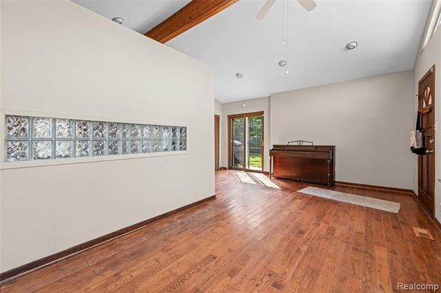 19485 Eastwood Drive, Harper Woods, MI 48225