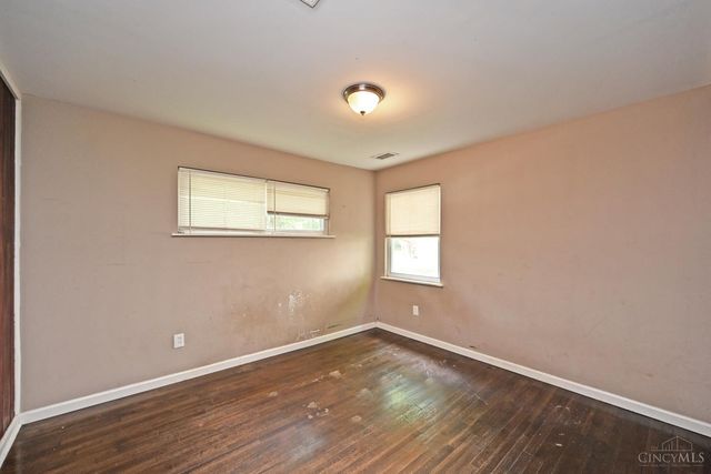 408 Roebling Road, Delhi Twp, OH 45204