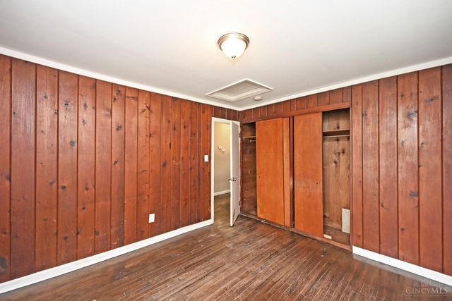 408 Roebling Road, Delhi Twp, OH 45204