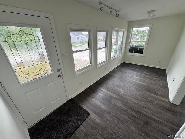 30769 Brush Street, Madison Heights, MI 48071