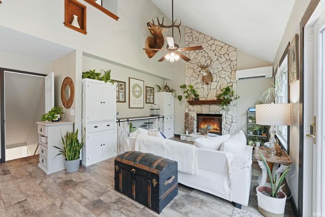 2155 W 600 N, Columbia City, IN 46725