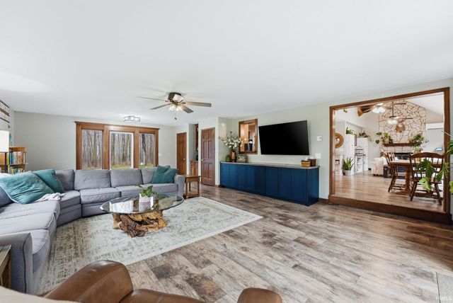 2155 W 600 N, Columbia City, IN 46725