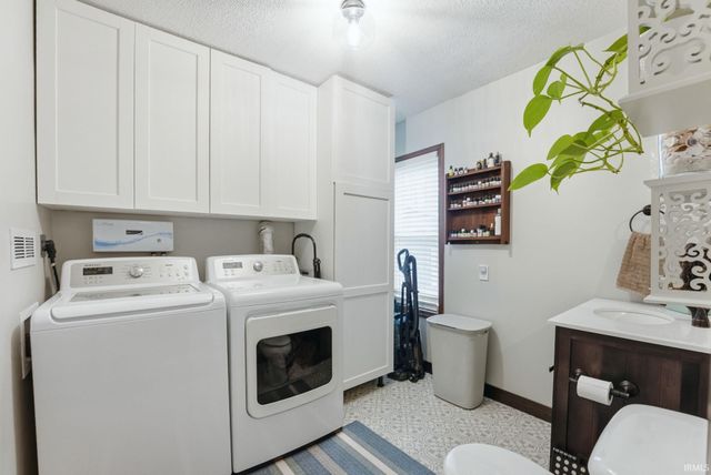 2155 W 600 N, Columbia City, IN 46725