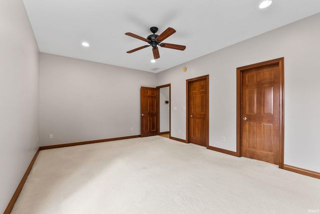 9429 Fireside Court, Fort Wayne, IN 46804