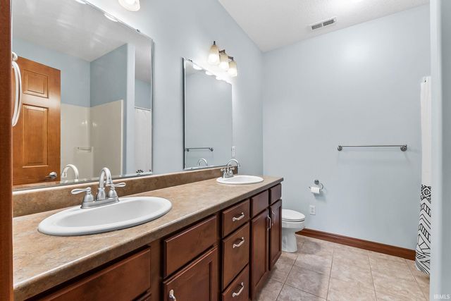 9429 Fireside Court, Fort Wayne, IN 46804