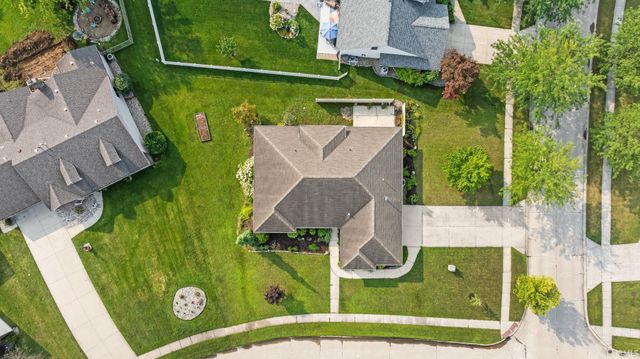 9429 Fireside Court, Fort Wayne, IN 46804