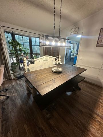 236 Oak Grove Circle, Elm Mott, TX 76640