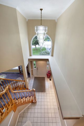 2877 Sarah Court, Elgin, IL 60124
