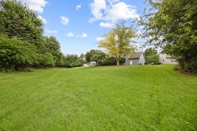 2877 Sarah Court, Elgin, IL 60124