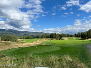 286 DIAMOND HITCH Dr, Kellogg, ID 83837