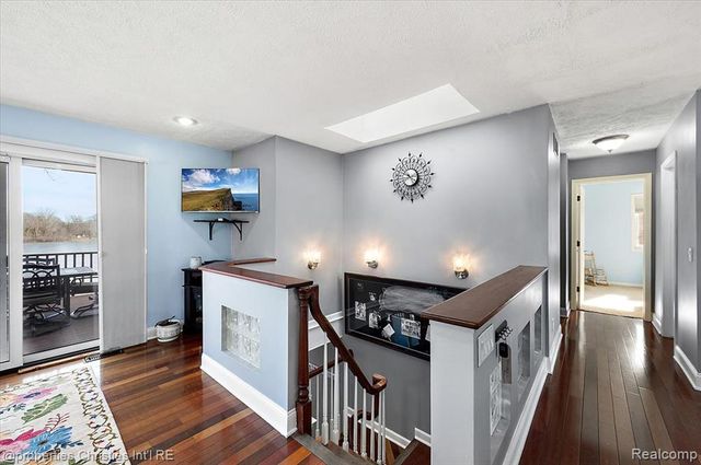 5832 Glen Echo Drive, Howell, MI 48843