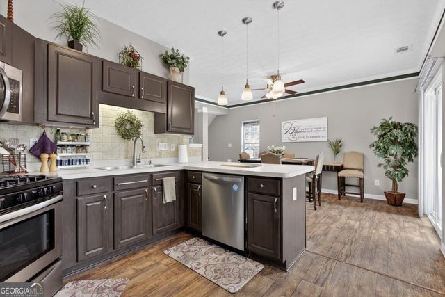 2484 Stonegate Drive NW, Acworth, GA 30101