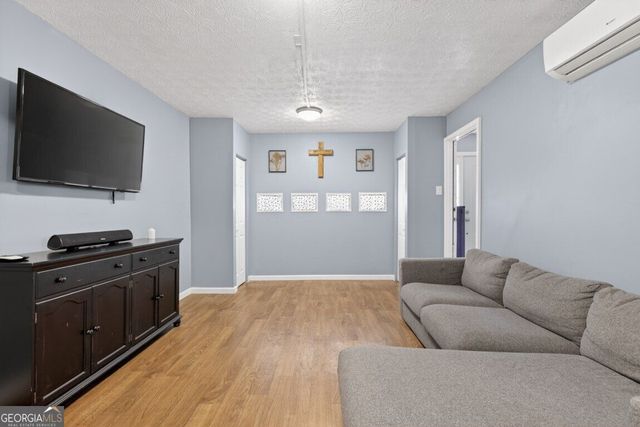 2484 Stonegate Drive NW, Acworth, GA 30101