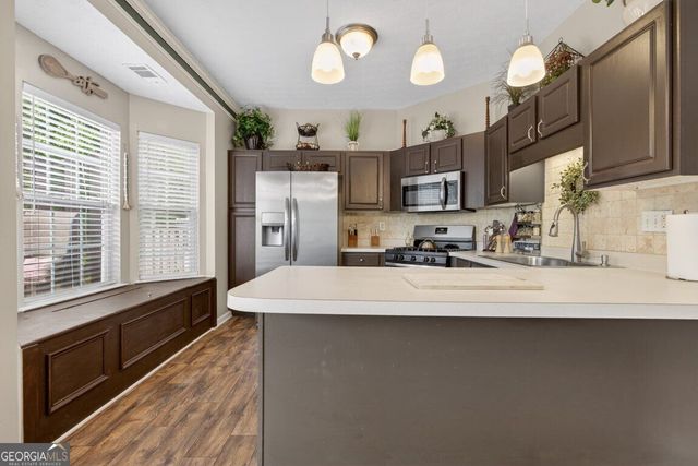 2484 Stonegate Drive NW, Acworth, GA 30101