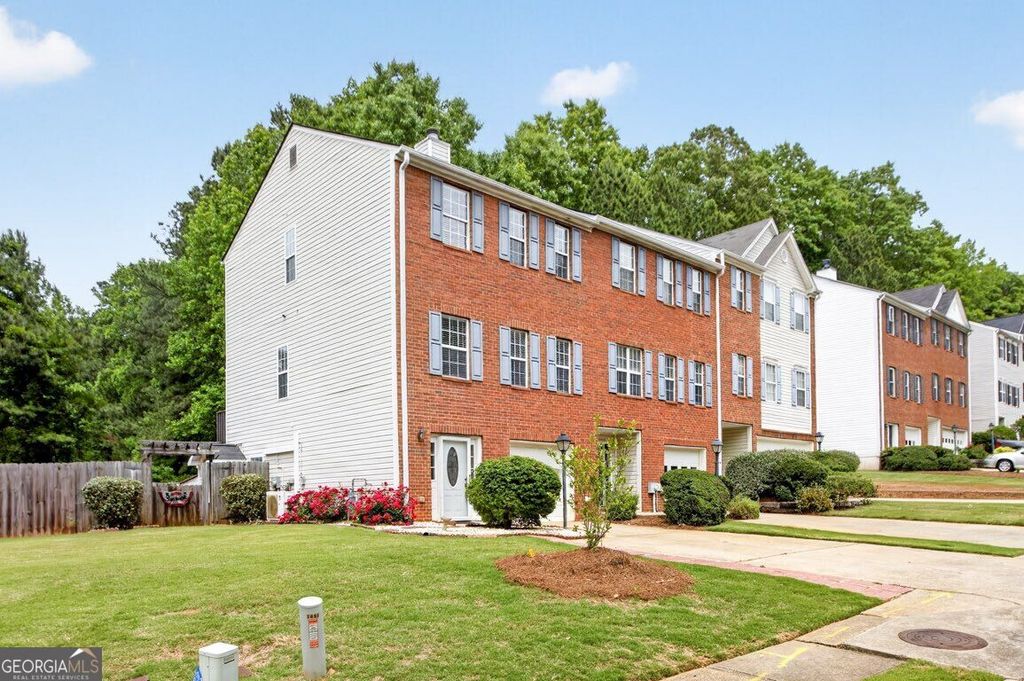 2484 Stonegate Drive NW, Acworth, GA 30101 — photo 2