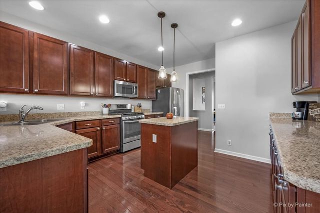 691 Windett Ridge Road, Yorkville, IL 60560