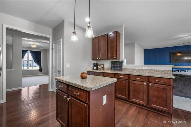 691 Windett Ridge Road, Yorkville, IL 60560