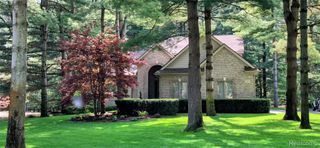 9112 Roger Scott Trail, Green Oak Township, MI 48116