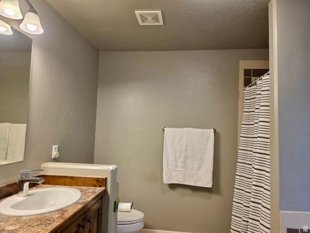 3147 S VERNAL AVE AVE, Vernal, UT 84078