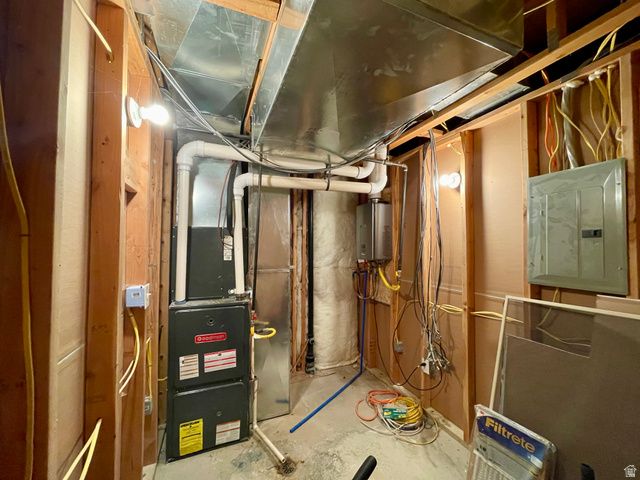 3147 S VERNAL AVE AVE, Vernal, UT 84078